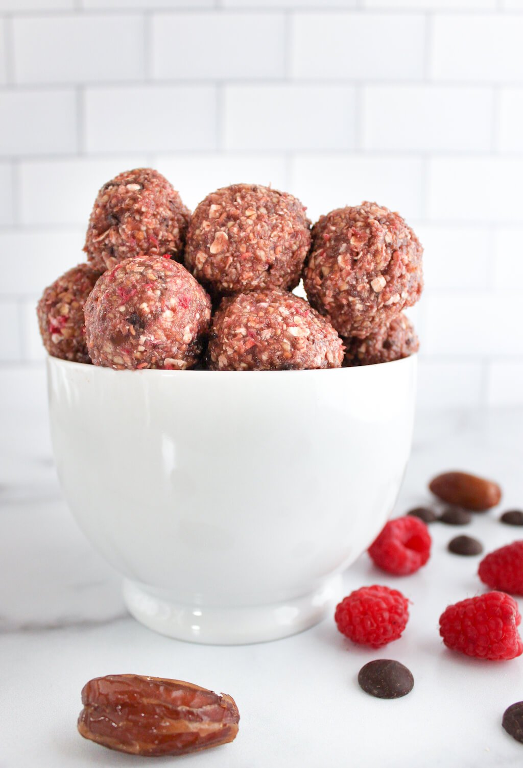 Dark Chocolate Raspberry Energy Bites