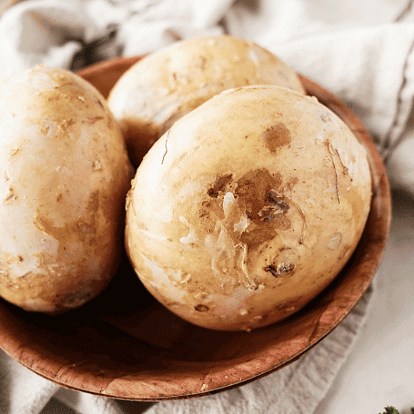 Jicama in a Brown bowl